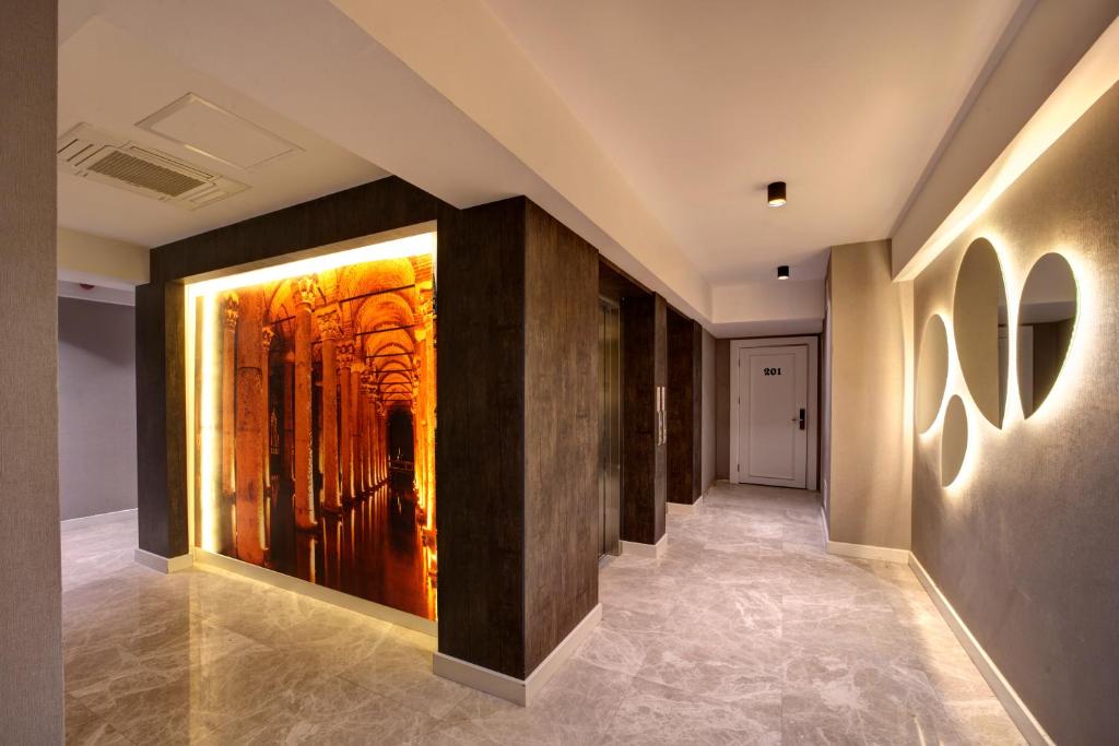 عکس هتل دورا پرا (Dora Pera)