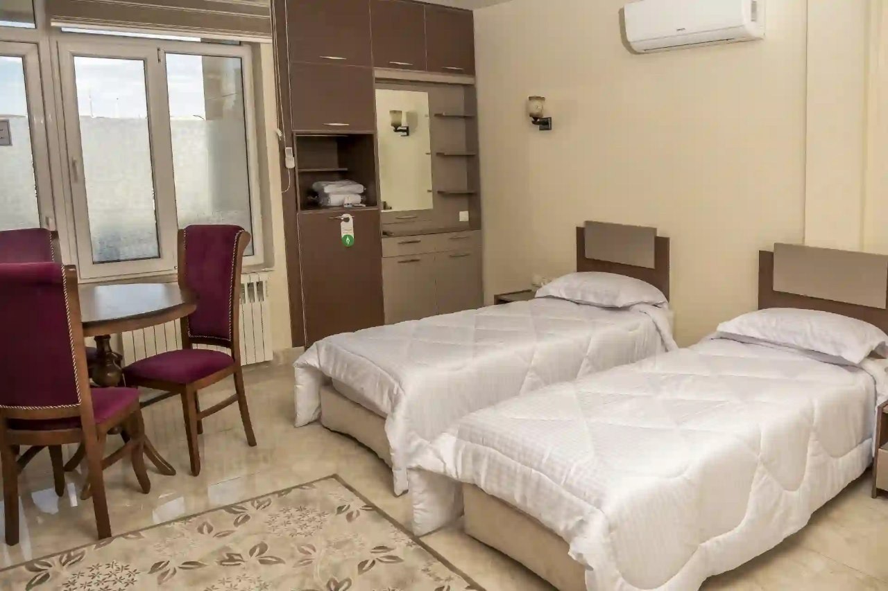 عکس هتل قصر مرمر