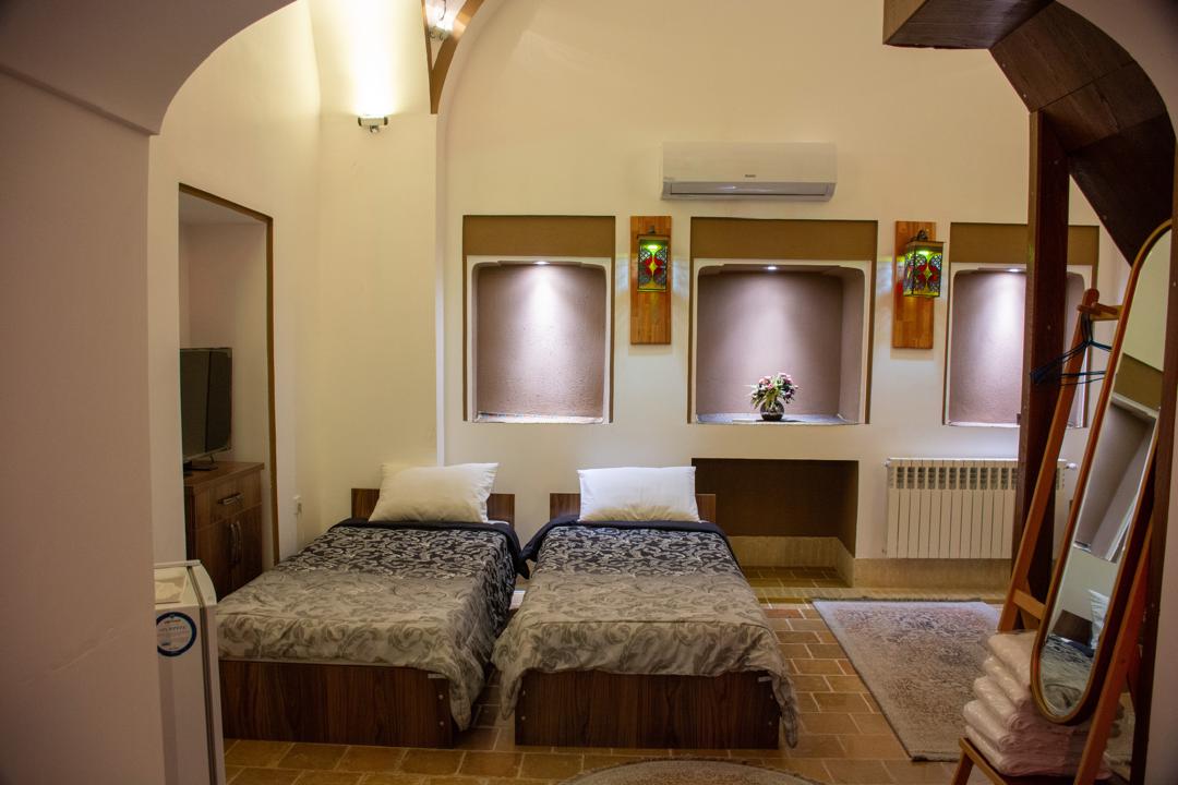 عکس هتل حاجی بابایی