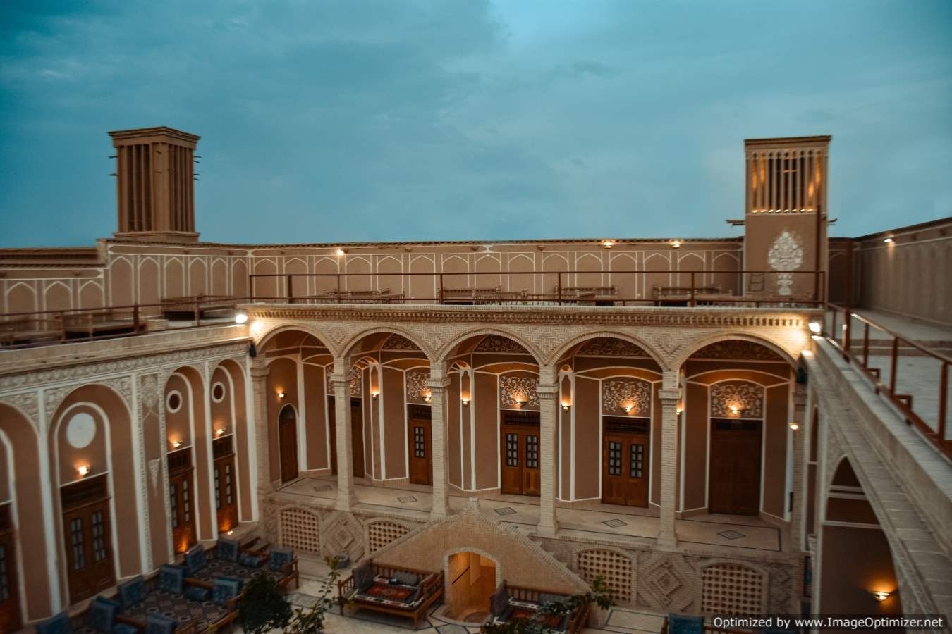 تصویر هتل دربار
