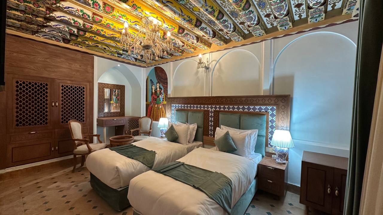 عکس هتل سنتی یوتاب