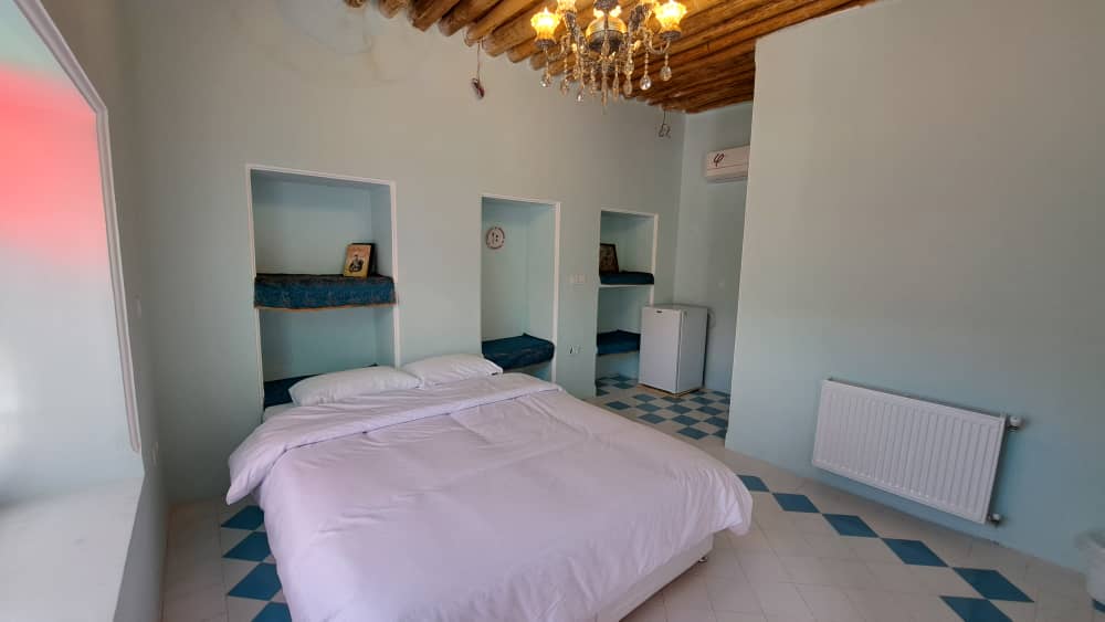 عکس هتل طاوسی