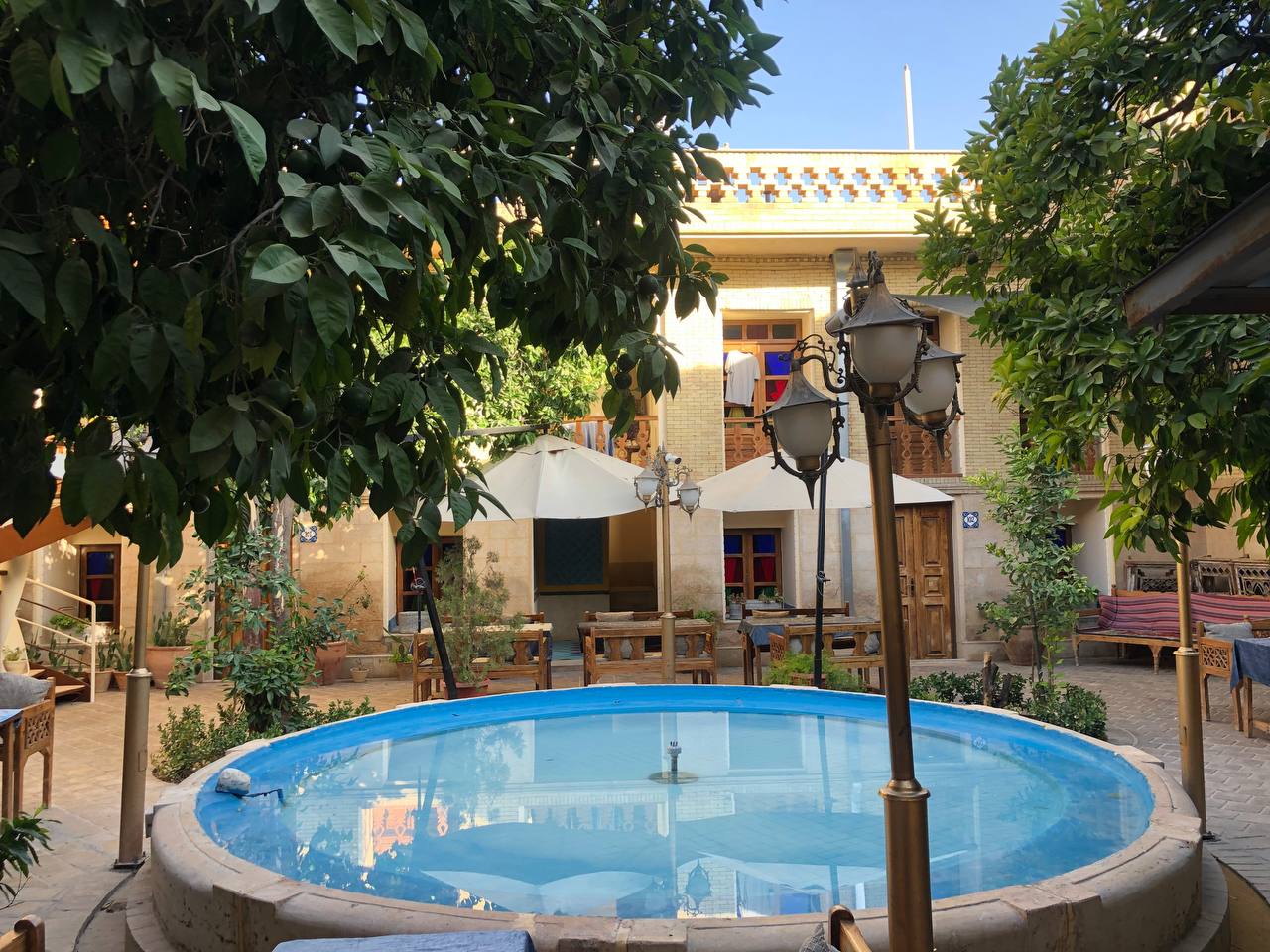 عکس هتل پنج دری