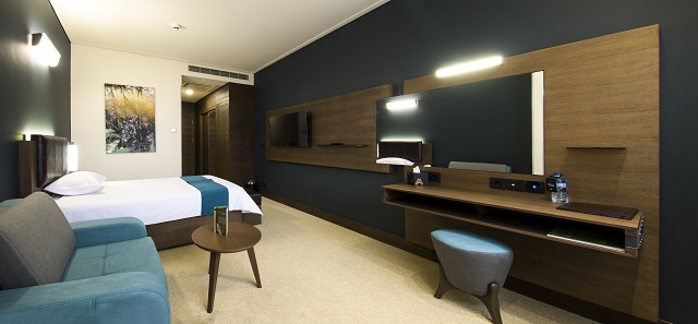 عکس هتل آتانا