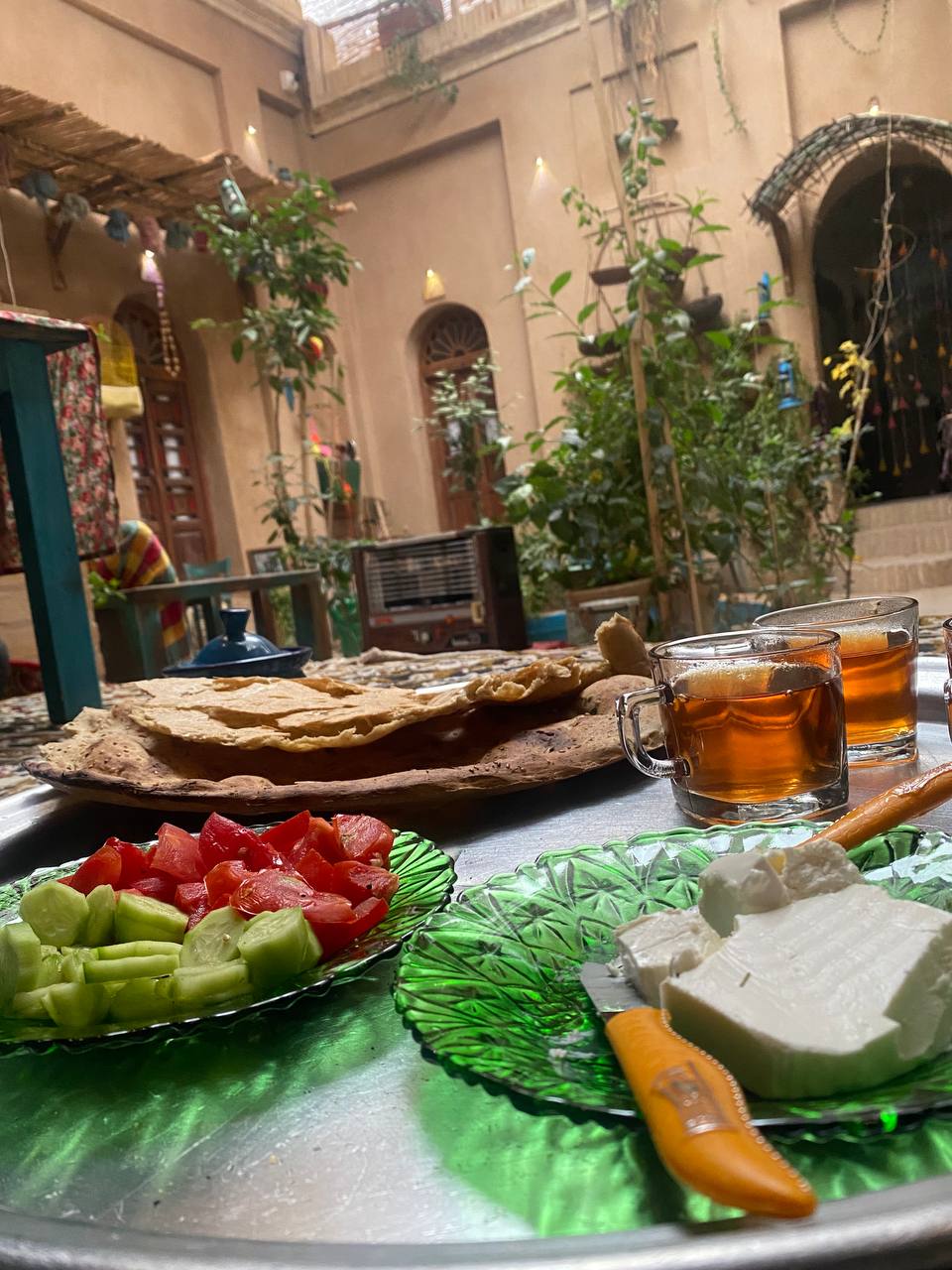 عکس هتل هشت