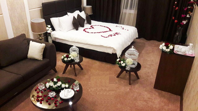 عکس هتل ثامن