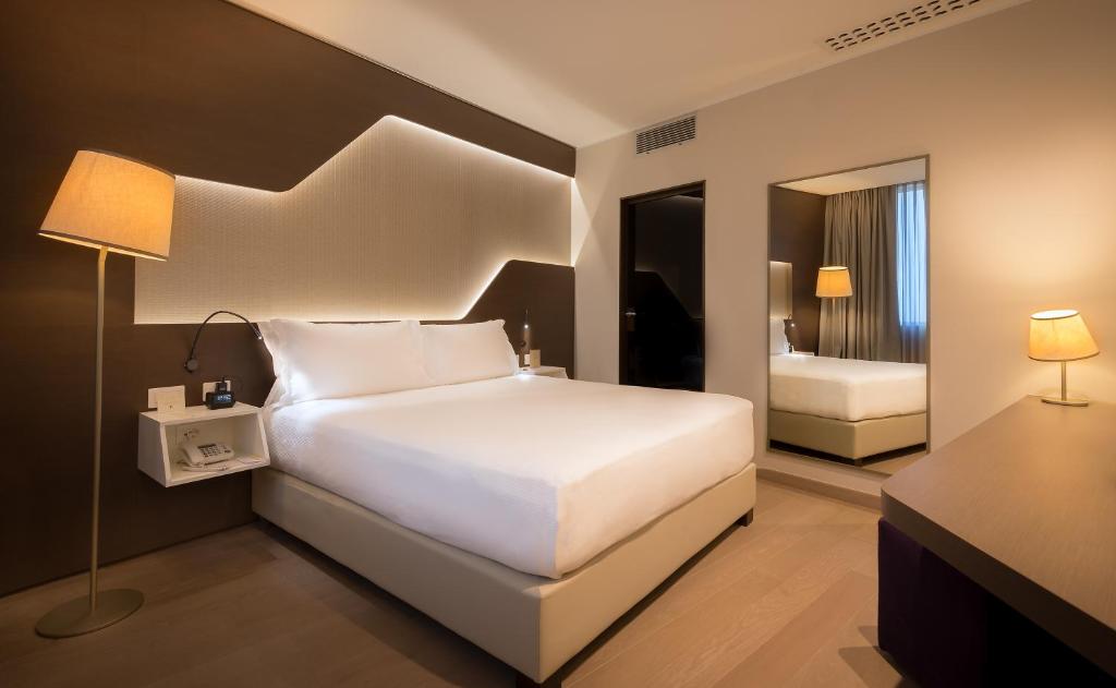 عکس هتل دابل تری بای هیلتون (Doubletree by Hilton)