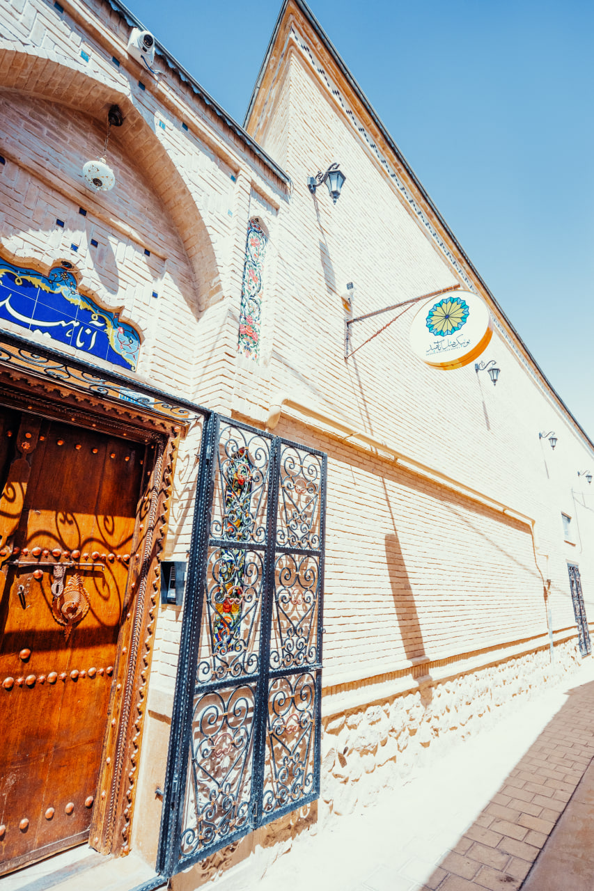 عکس هتل آناهید