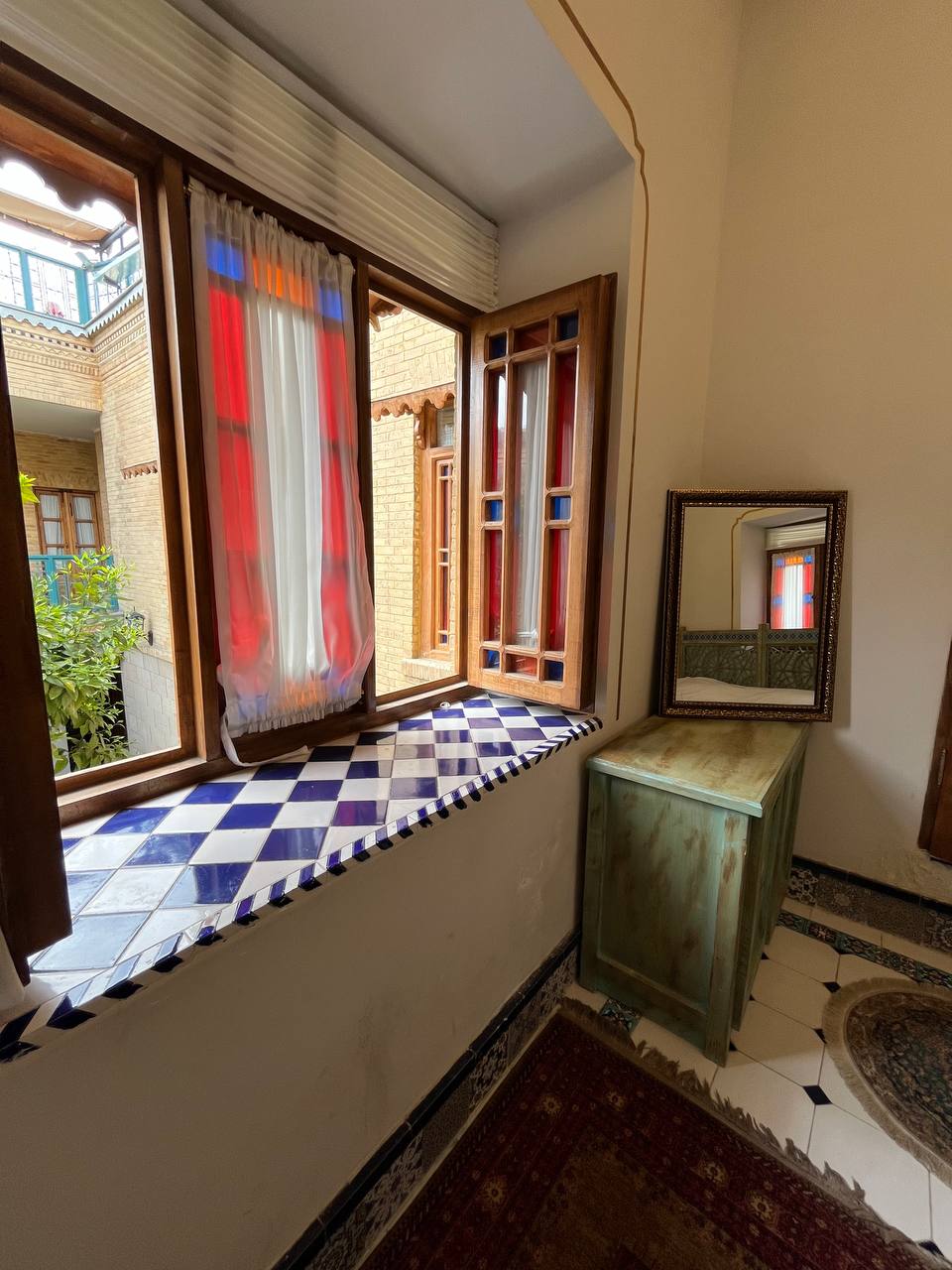 عکس هتل عمارت جمشیدیه