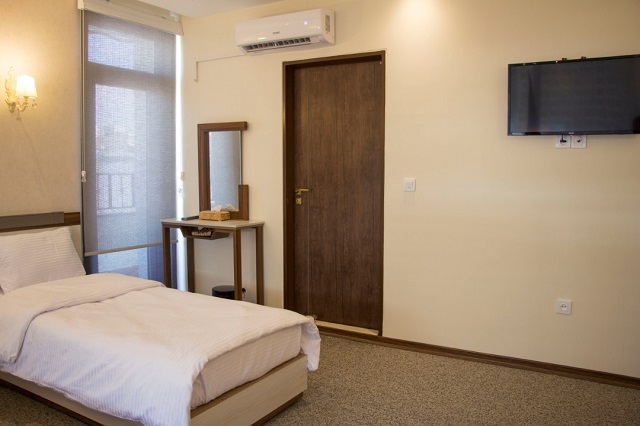 عکس هتل ورنوس