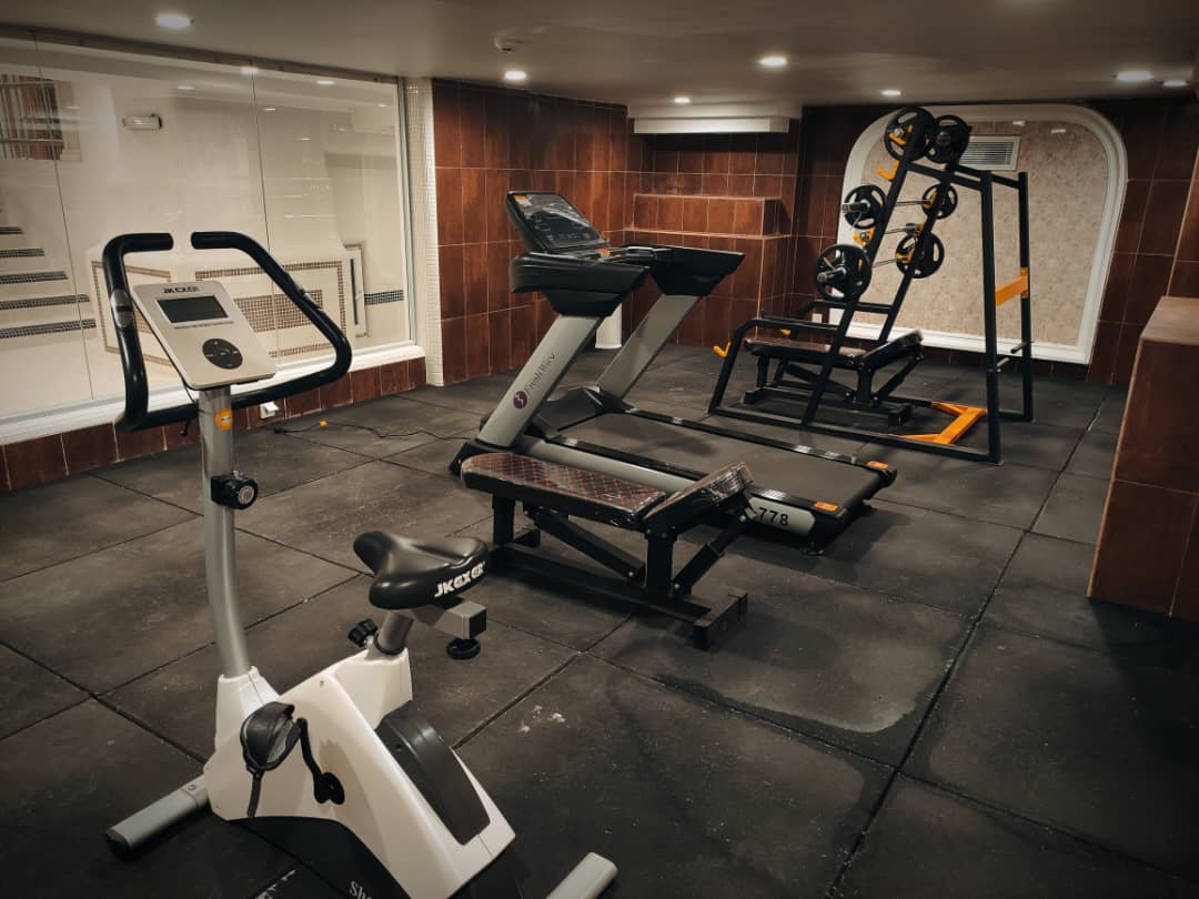 عکس هتل امپراطور