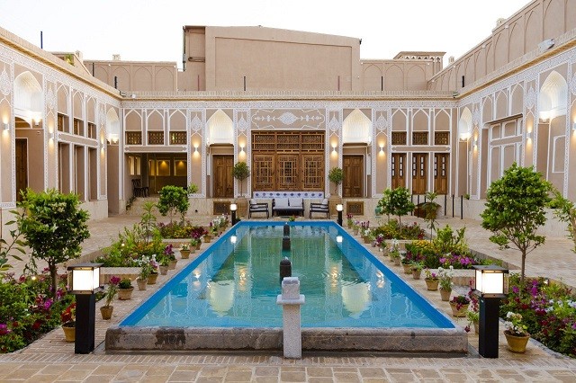 عکس هتل سنتی کتروا