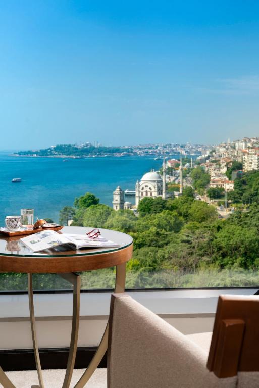 عکس هتل سوئیس اوتل (Swissotel)