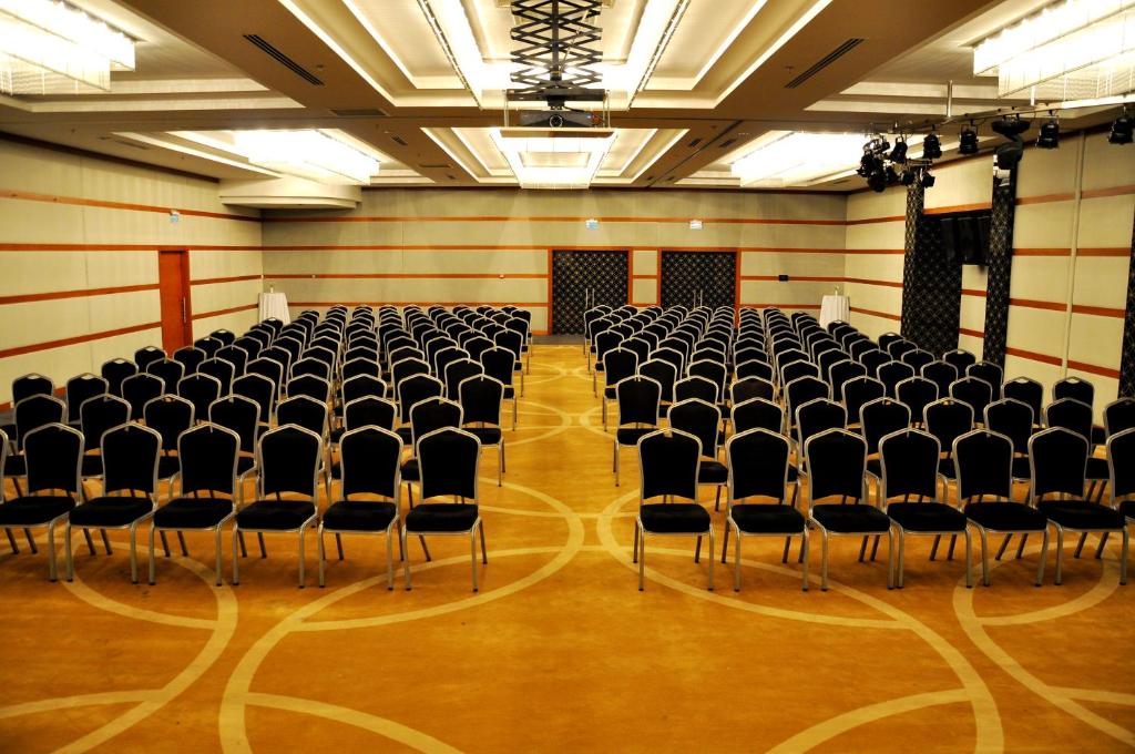 عکس هتل نیزا پارک (Niza Park)