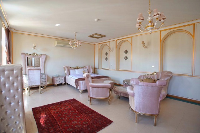 عکس هتل خانه  کشیش