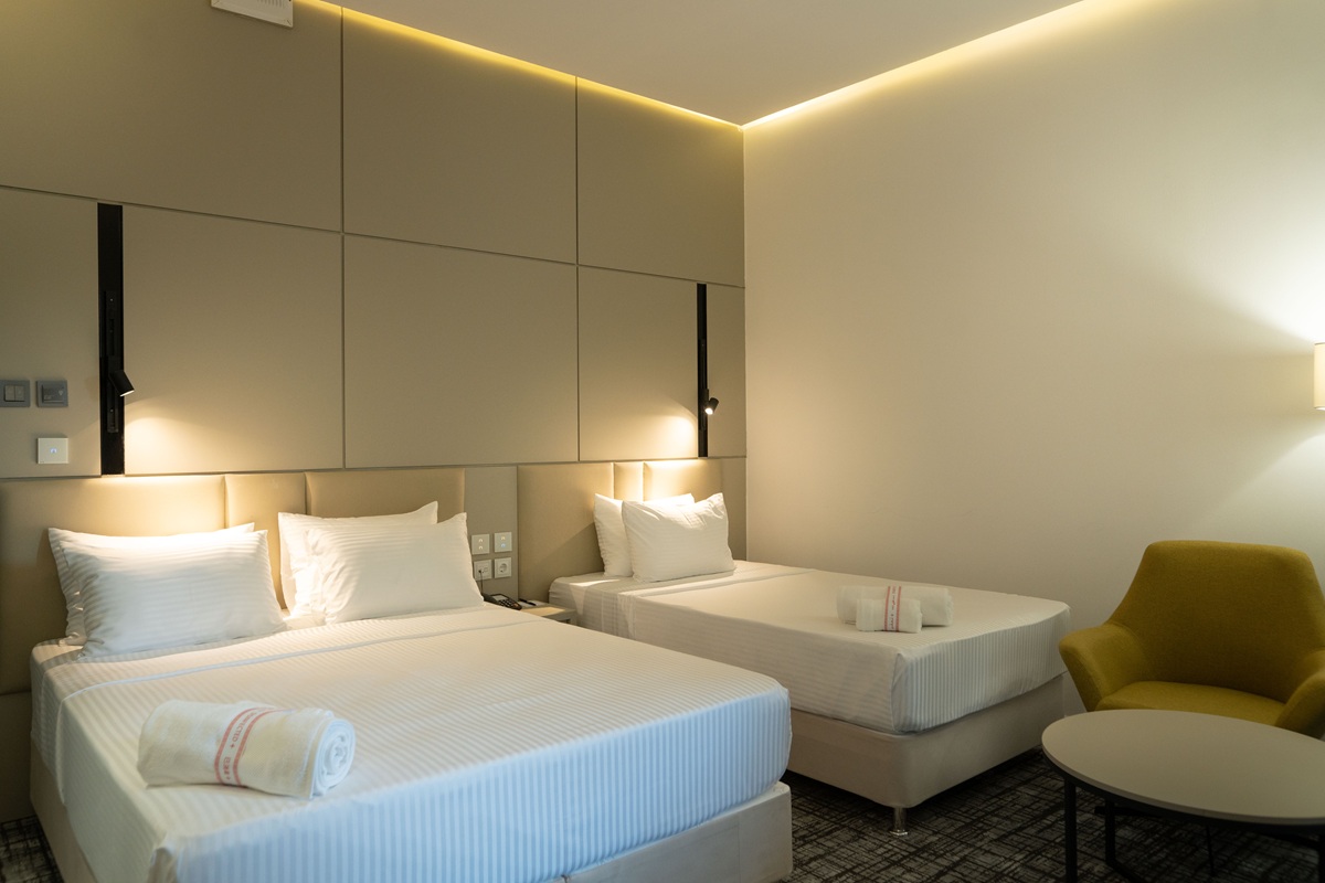 عکس هتل رونیاس