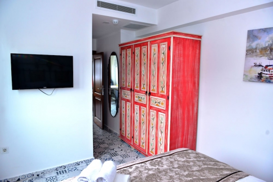 عکس هتل اوریلا (Oriella)