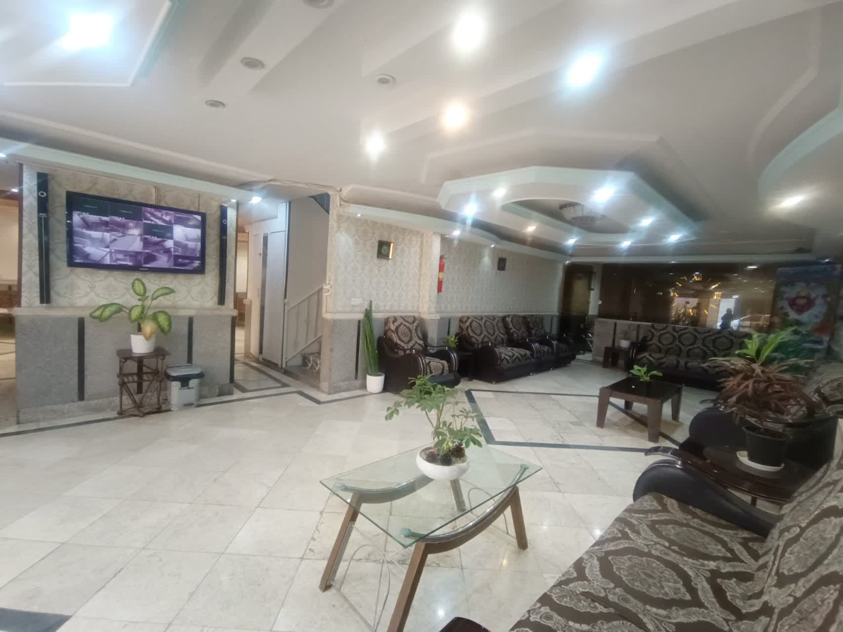 عکس هتل آتبین