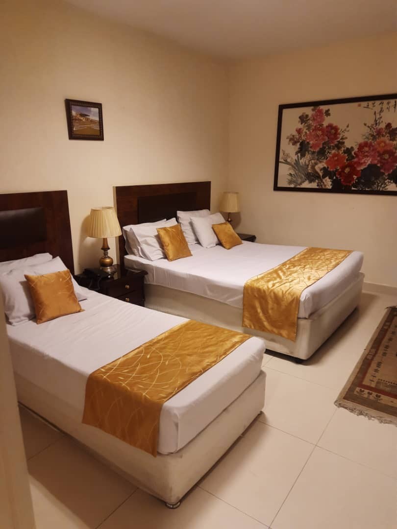 عکس هتل ایده آل