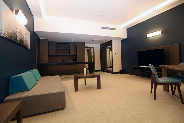 عکس هتل آتانا