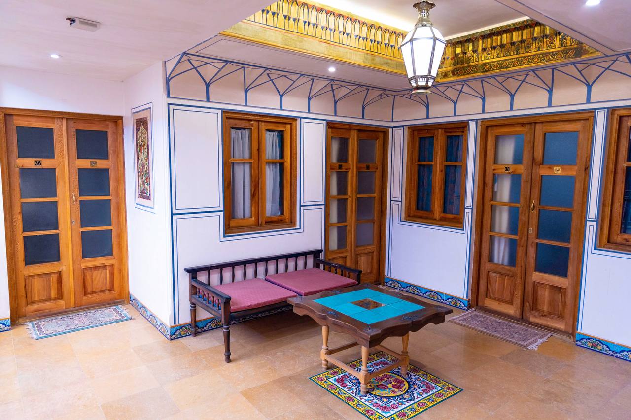 عکس هتل بخردی