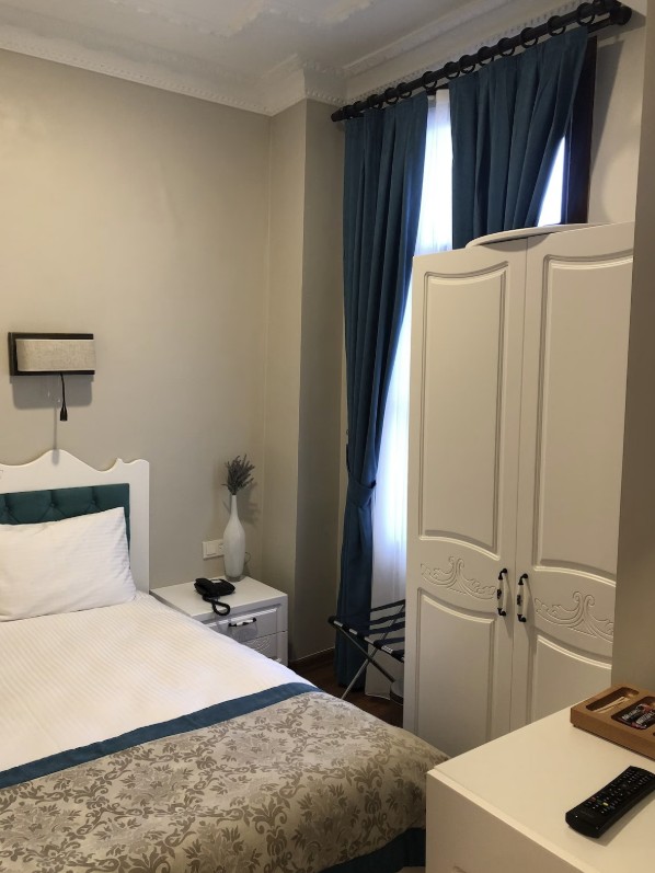 عکس هتل وید The void