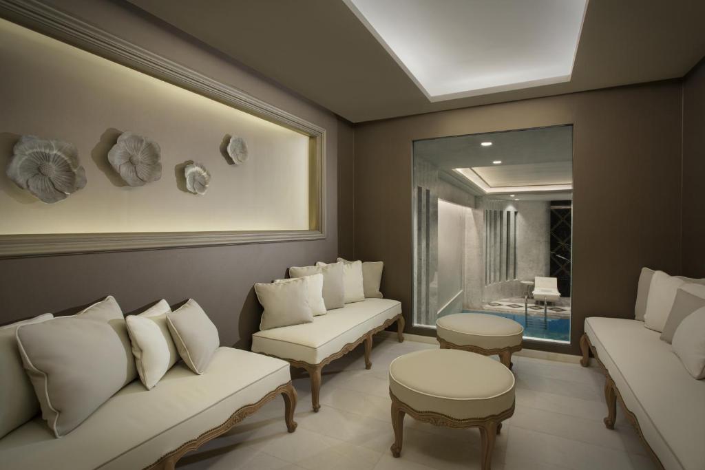 عکس هتل لازونی (Lazzoni)