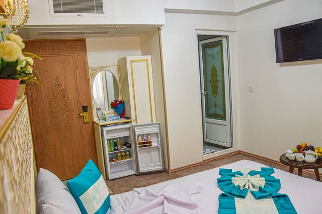 عکس هتل گوهر