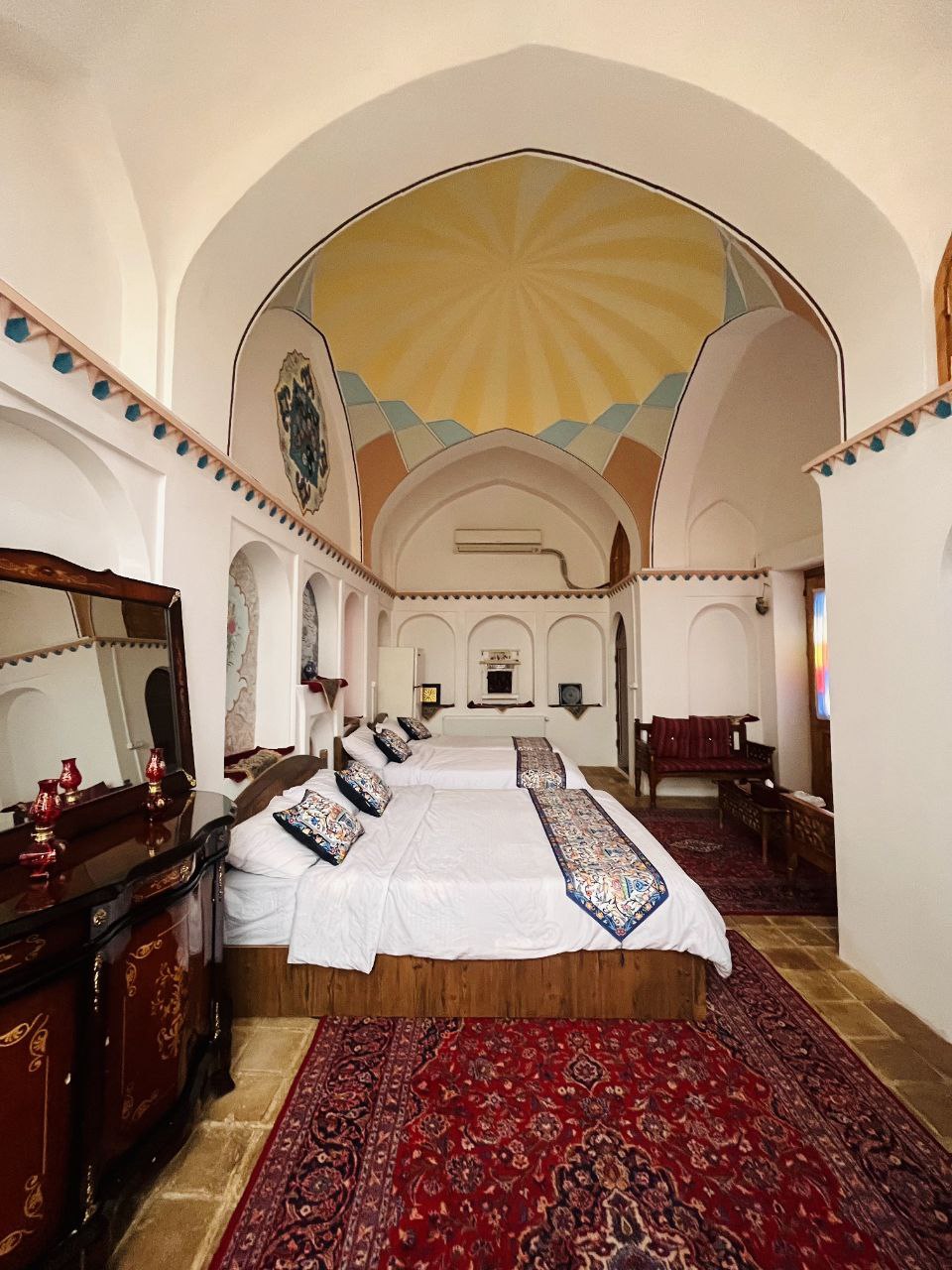 تصویر هتل عمارت حاکم