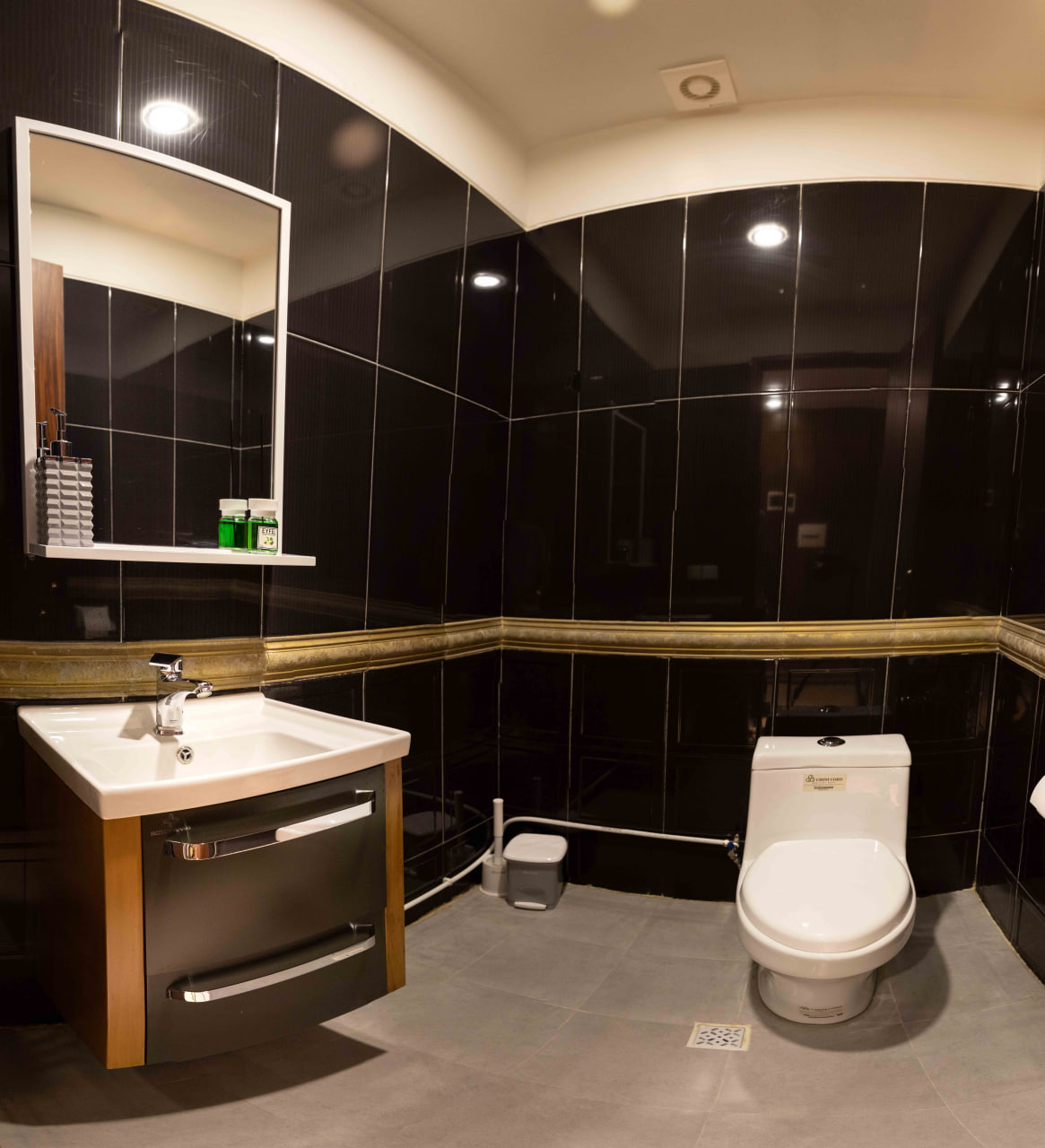 عکس هتل میر داماد