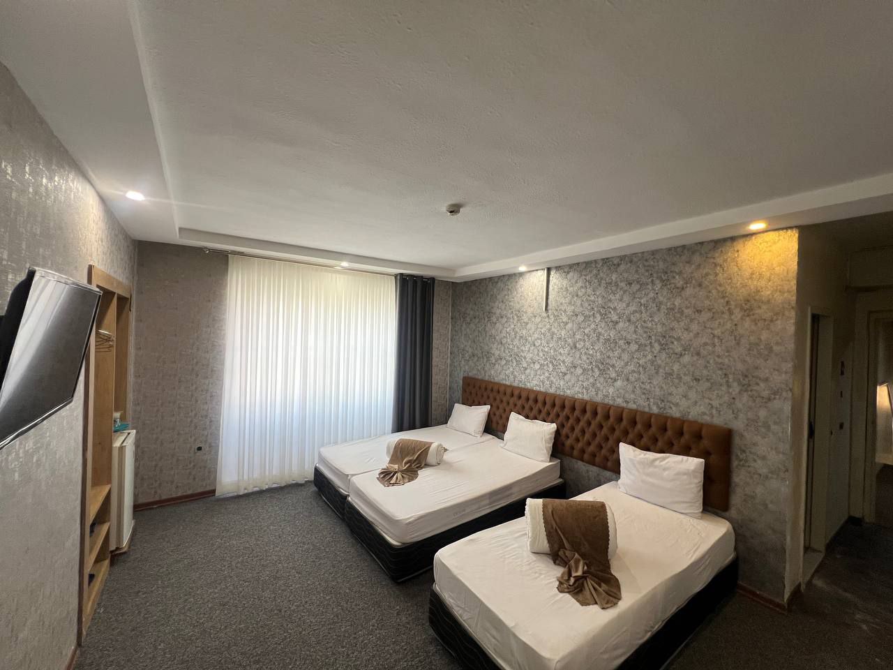 عکس هتل حافظ