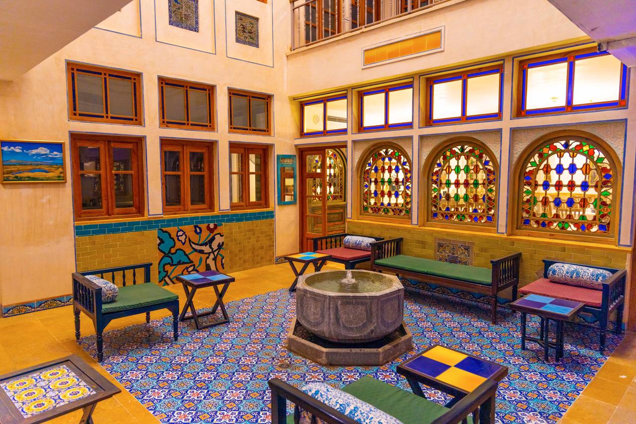 عکس هتل بخردی