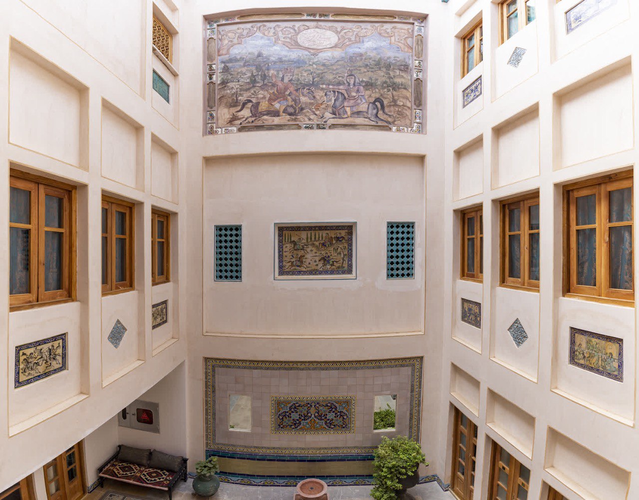 عکس هتل بخردی