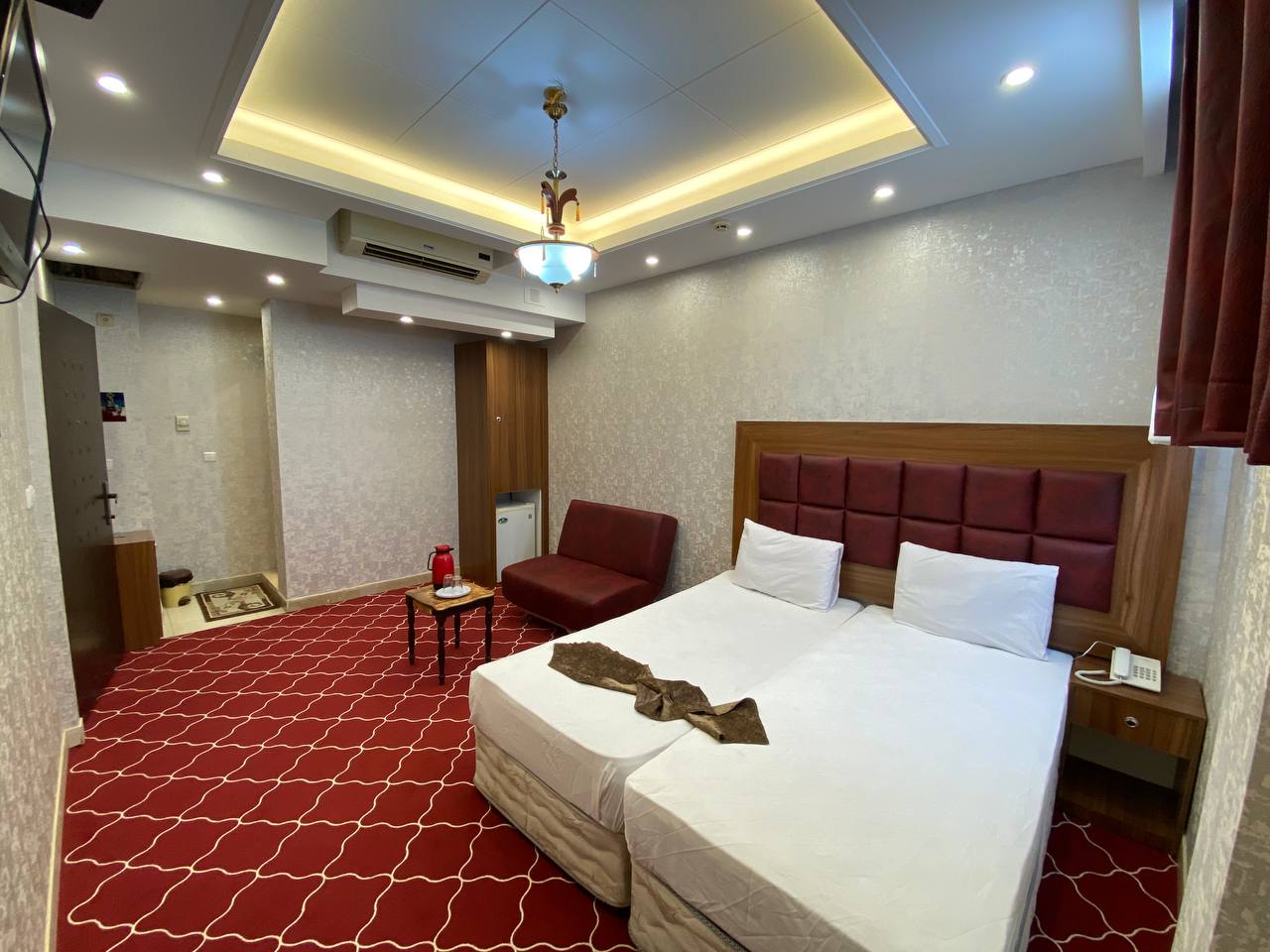 عکس هتل فرهاد