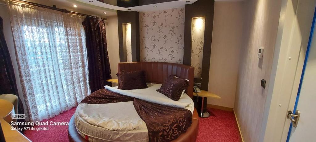 عکس هتل گرند (Grand)