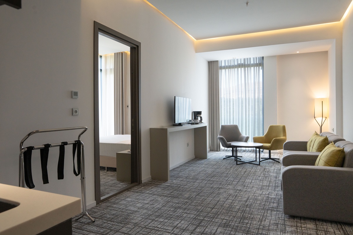 عکس هتل رونیاس