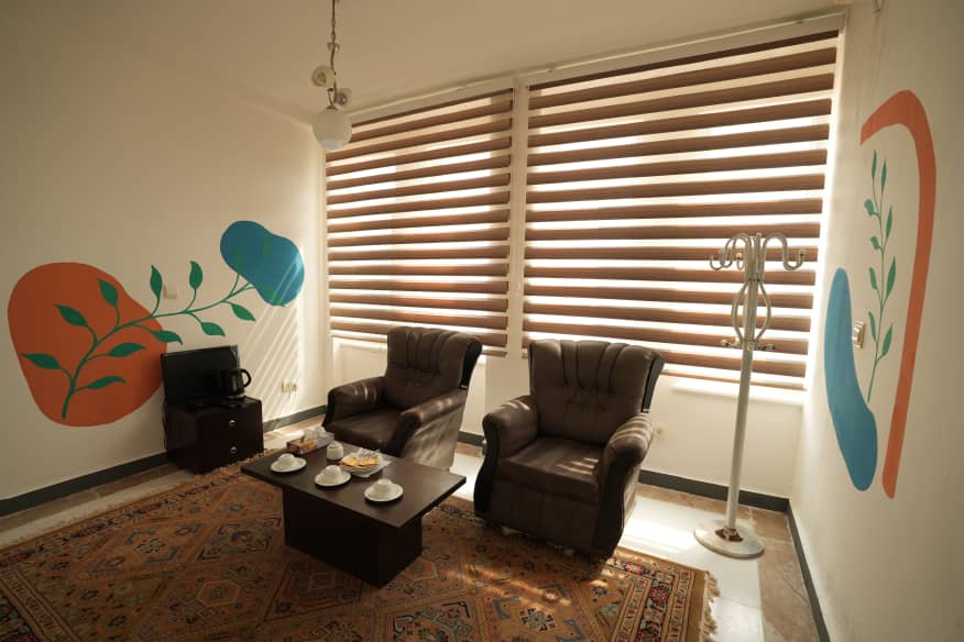 عکس هتل باغ ایران زمین