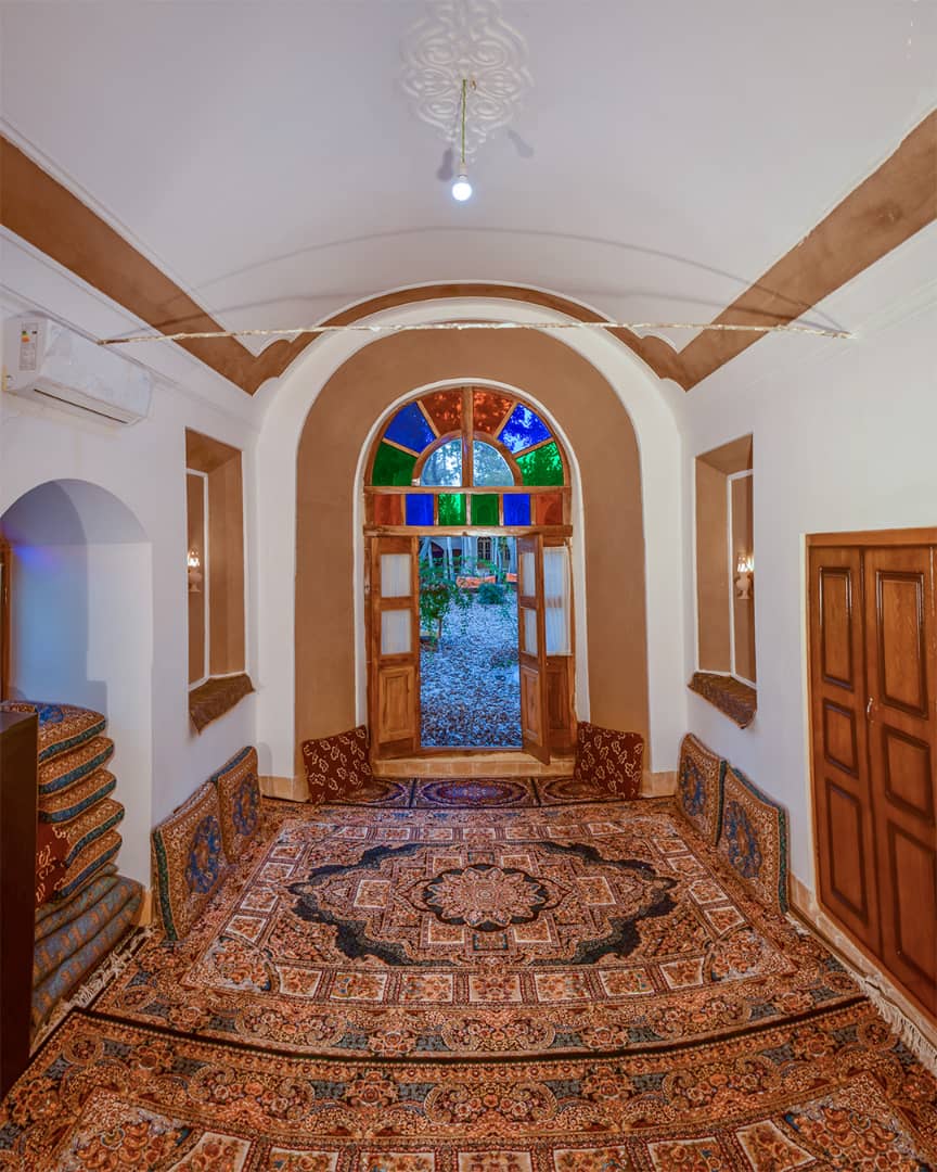 تصویر هتل باغ خوشنویس
