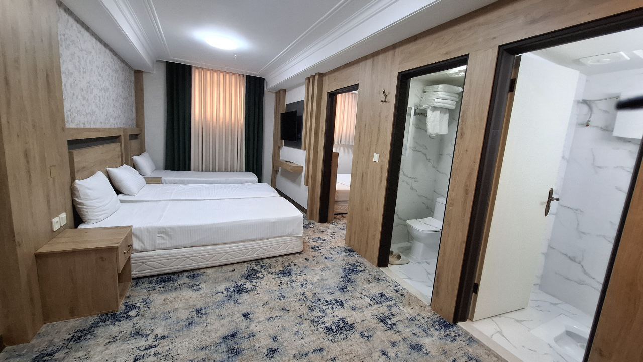 عکس هتل مهر آلاء