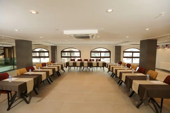 عکس هتل رویال پالاس (Royal Palas)