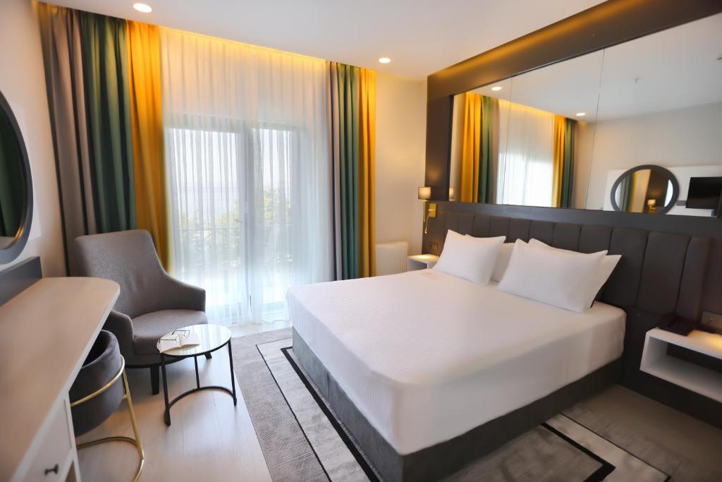 عکس هتل ددمان (Dedeman)