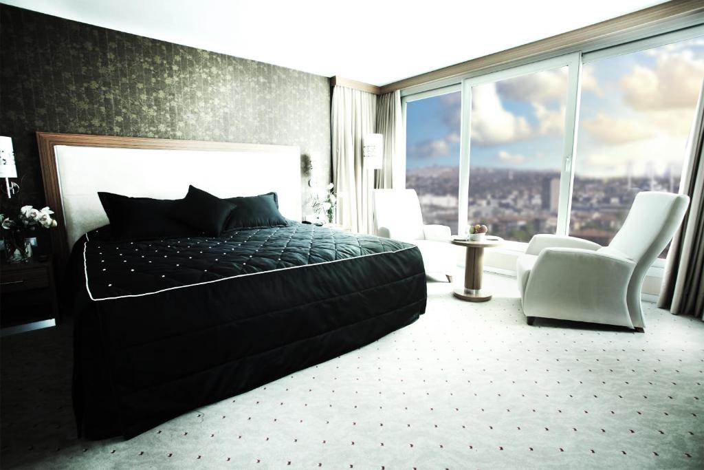 عکس هتل دمورا (Demora)