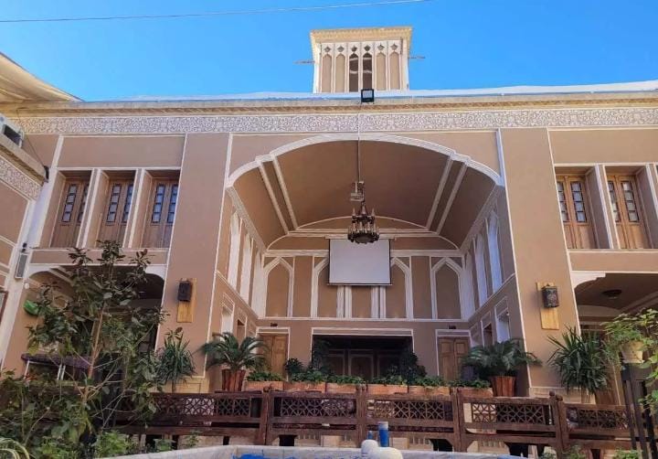 عکس هتل حاجی بابایی