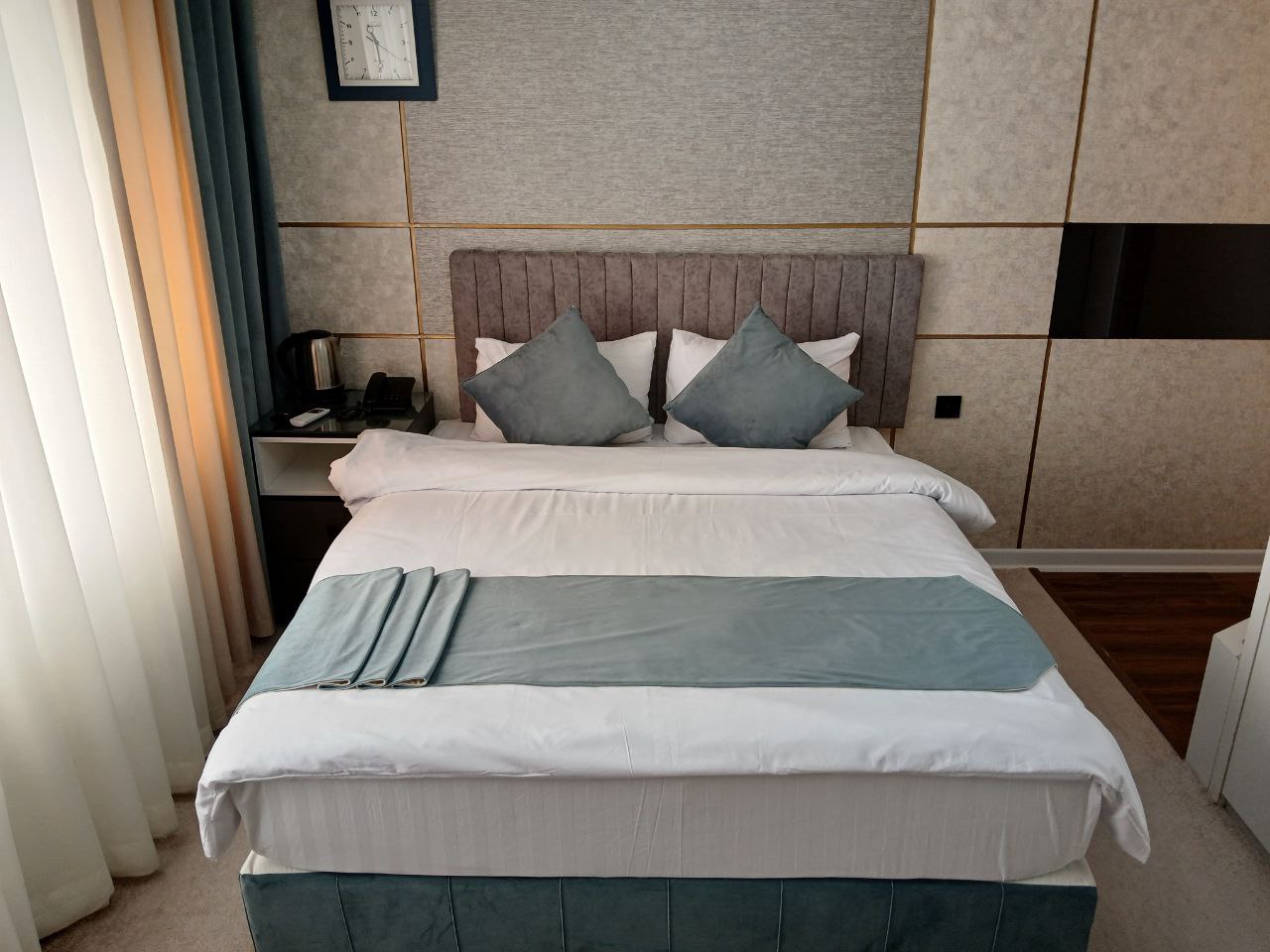 عکس هتل خانه حلما