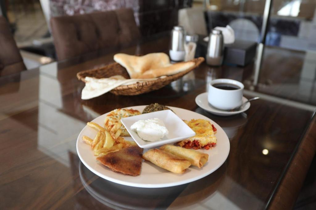 عکس هتل رویال ایگل (Royal Eagle)