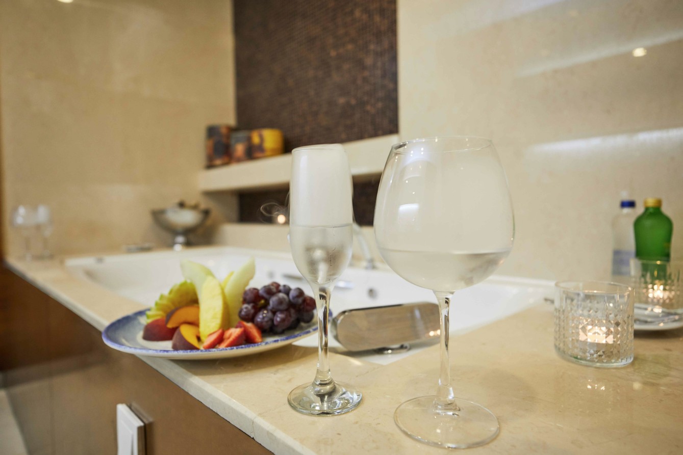 عکس هتل ددمان (Dedeman)