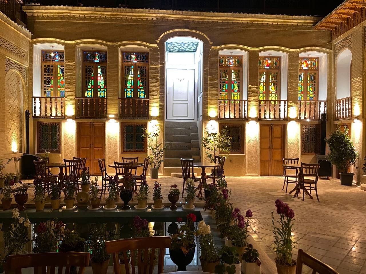 عکس هتل عمارت جهانشاهی