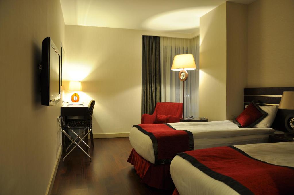 عکس هتل نیزا پارک (Niza Park)