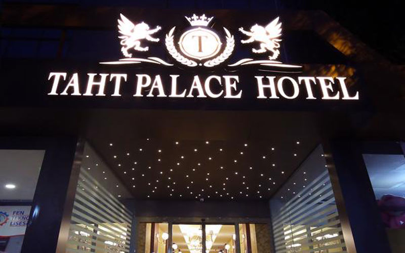 عکس هتل تحت پالاس (Taht Palac)