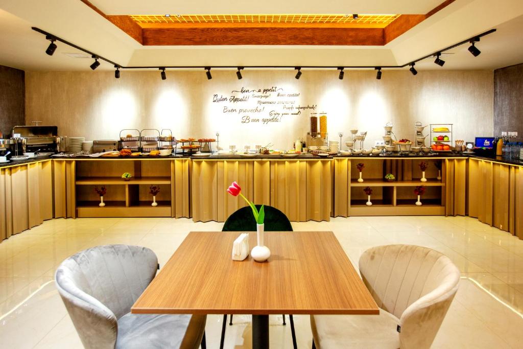 عکس هتل سنترال (Central)